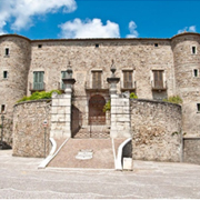 Castello dei Susanna a Zungoli immagine Castello dei Susanna a Zungoli