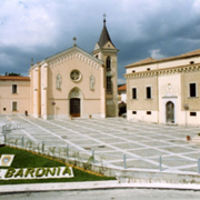 Santuario Madonna delle Fratte e Casa natale di Pasquale S. Mancini a Castel Baronia immagine Santuario Madonna delle Fratte e Casa natale di Pasquale S. Mancini a Castel Baronia